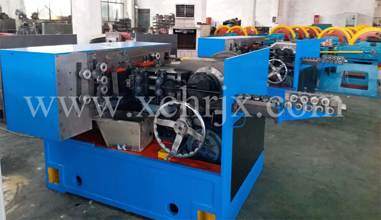 nail making machine 